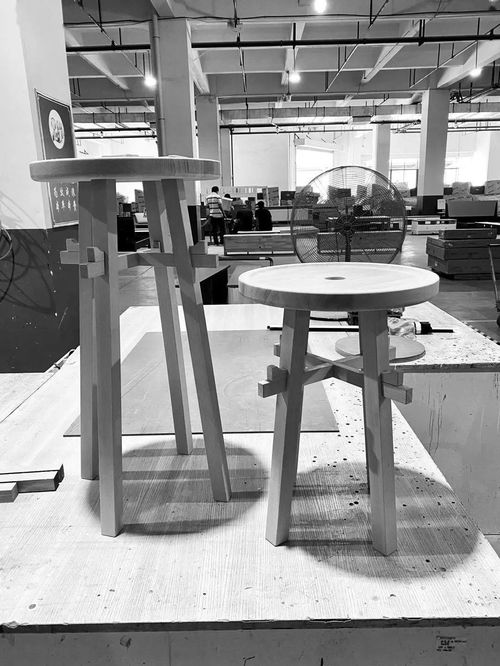 鳥居桌 中國(guó)傳統(tǒng)工藝做出來的不是成功的商品,是高價(jià)的工藝品